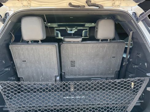 Used 2023 Toyota Sequoia Platinum image 12