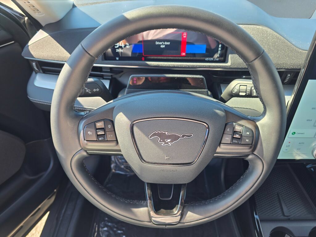 Used 2023 Ford Mustang Mach-E Select RWD image 22