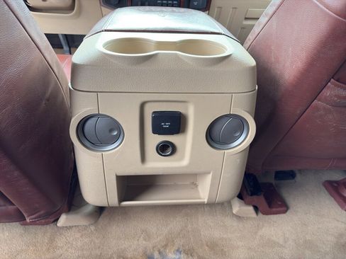 Used 2013 Ford F350 King Ranch w/ King Ranch w/Chrome Pkg image 23