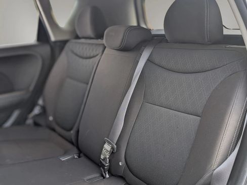 Used 2017 Kia Soul FWD image 17
