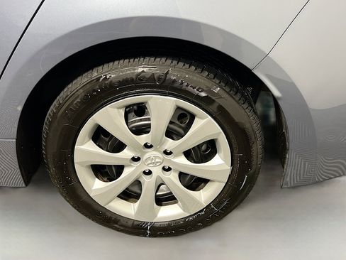 Used 2024 Toyota Corolla LE image 13