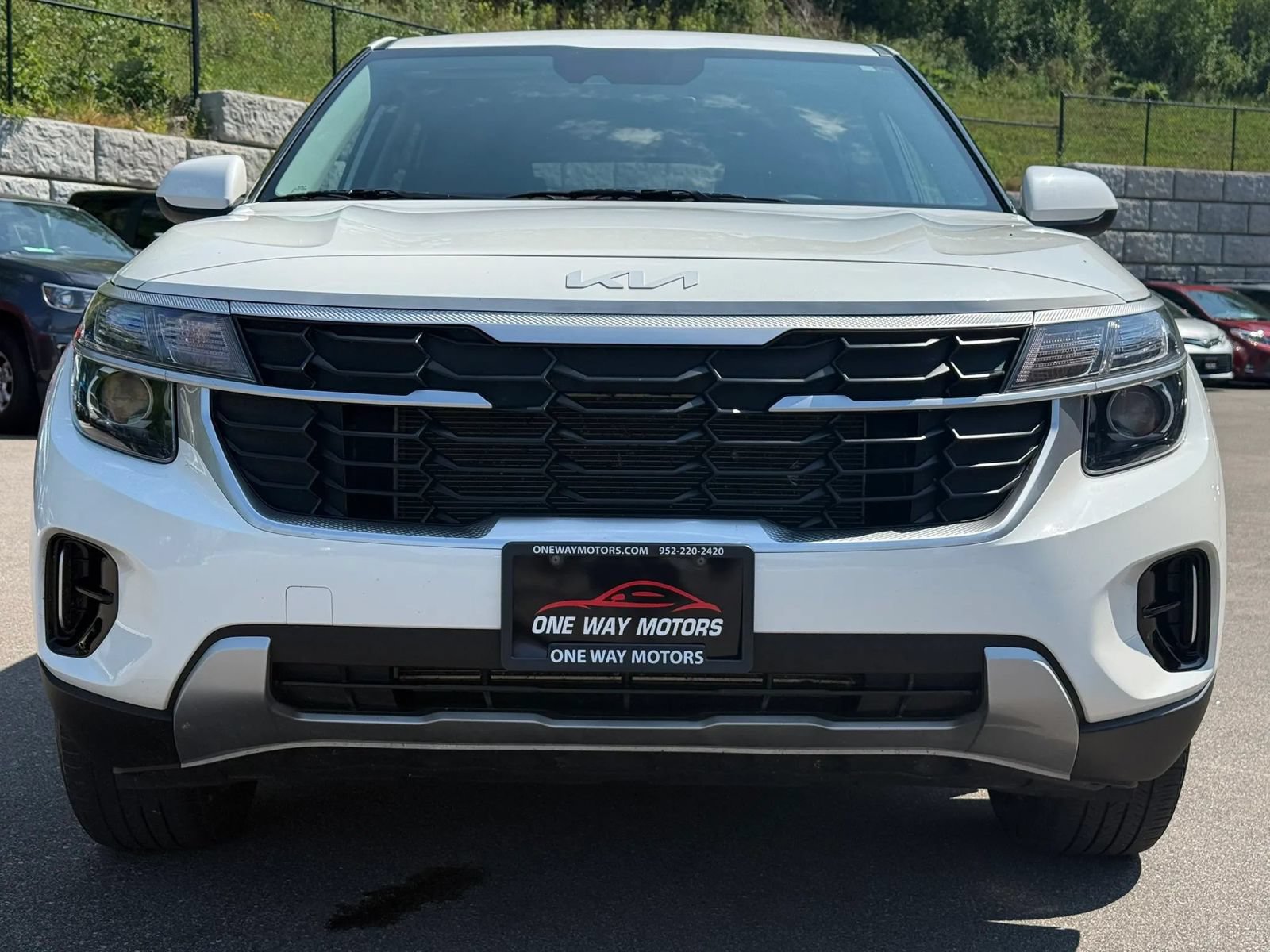 Used 2024 Kia Seltos LX AWD/4WD image 8