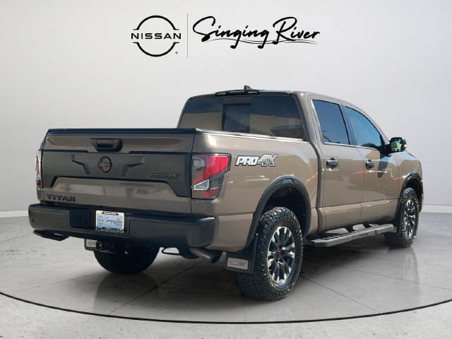 Used 2024 Nissan Titan PRO-4X w/ Pro-4x Convenience Package AWD/4WD image 7