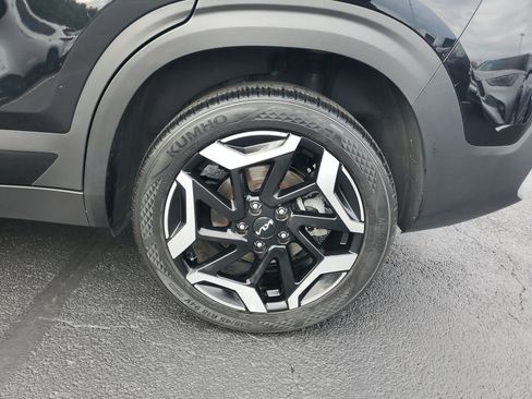 Used 2024 Kia Seltos SX image 10