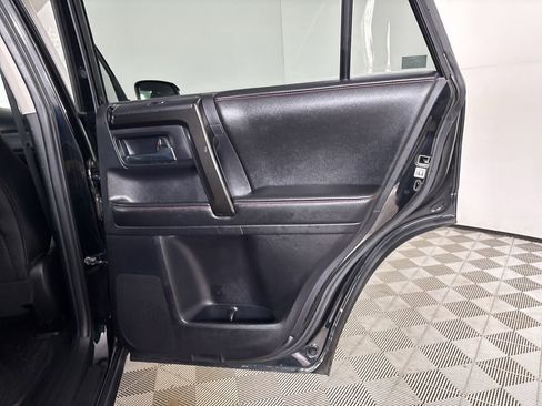 Used 2015 Toyota 4Runner TRD Pro image 23