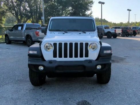 Used 2024 Jeep Wrangler Unlimited Sport AWD/4WD image 6