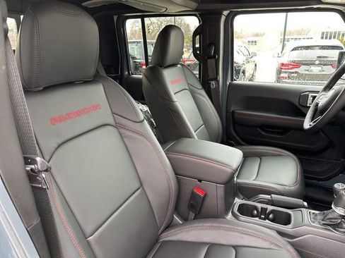 New 2026 Jeep Gladiator Rubicon AWD/4WD image 13