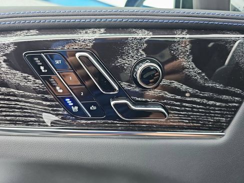 New 2026 Cadillac Escalade IQL Sport 1 w/ LPO, ONYX Package image 31