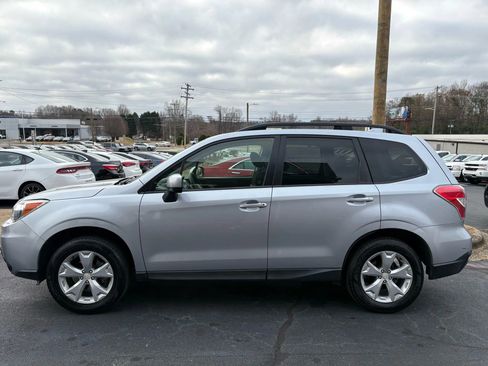 Used 2016 Subaru Forester 2.5i Premium w/ All-Weather Package image 4
