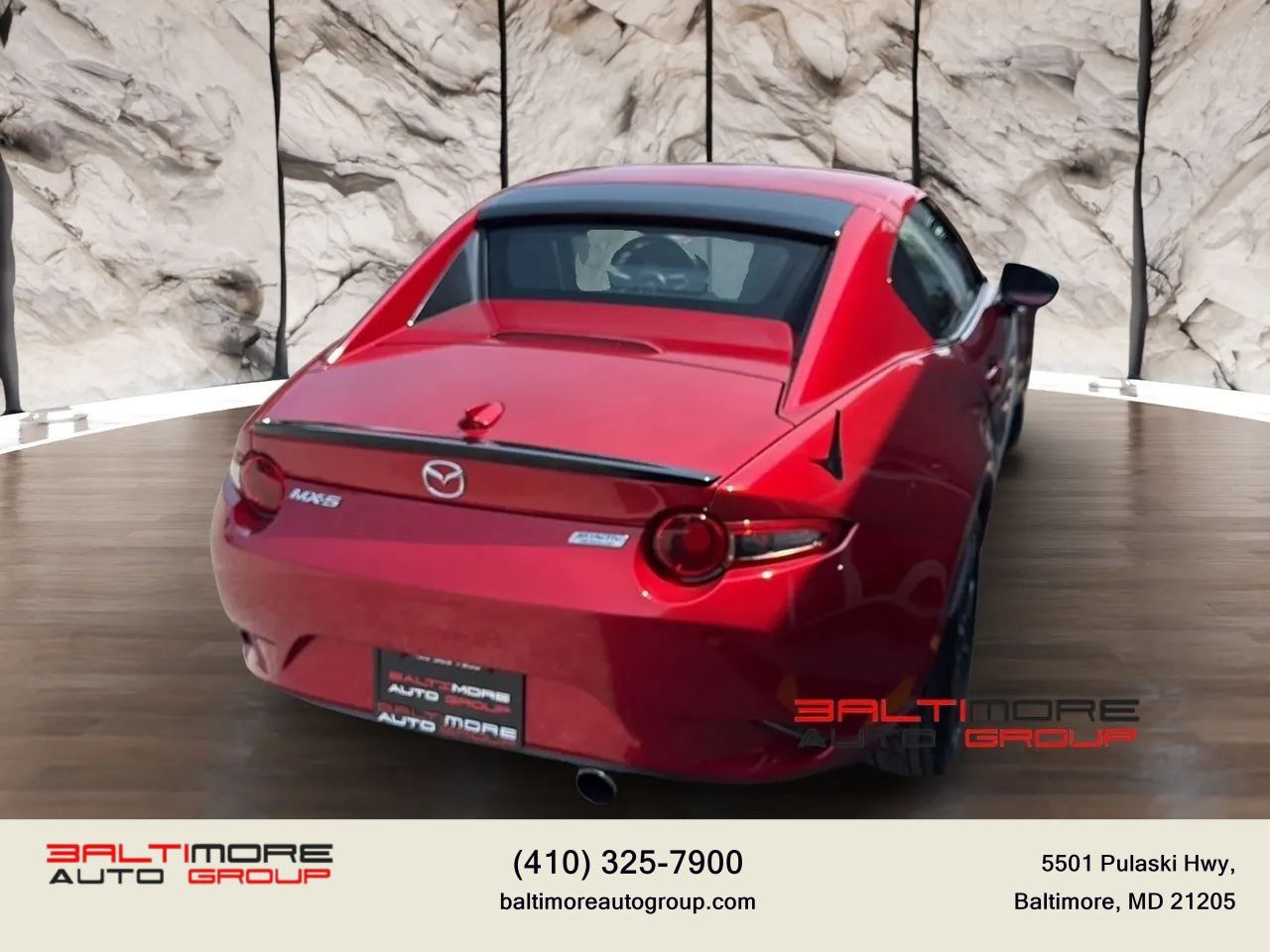 Used 2017 MAZDA MX-5 Miata RF Club RWD image 4