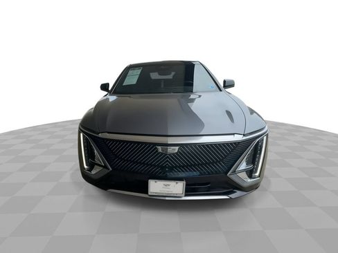 Certified 2023 Cadillac Lyriq 2WD image 3