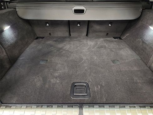 Used 2024 BMW X5 xDrive50e image 34