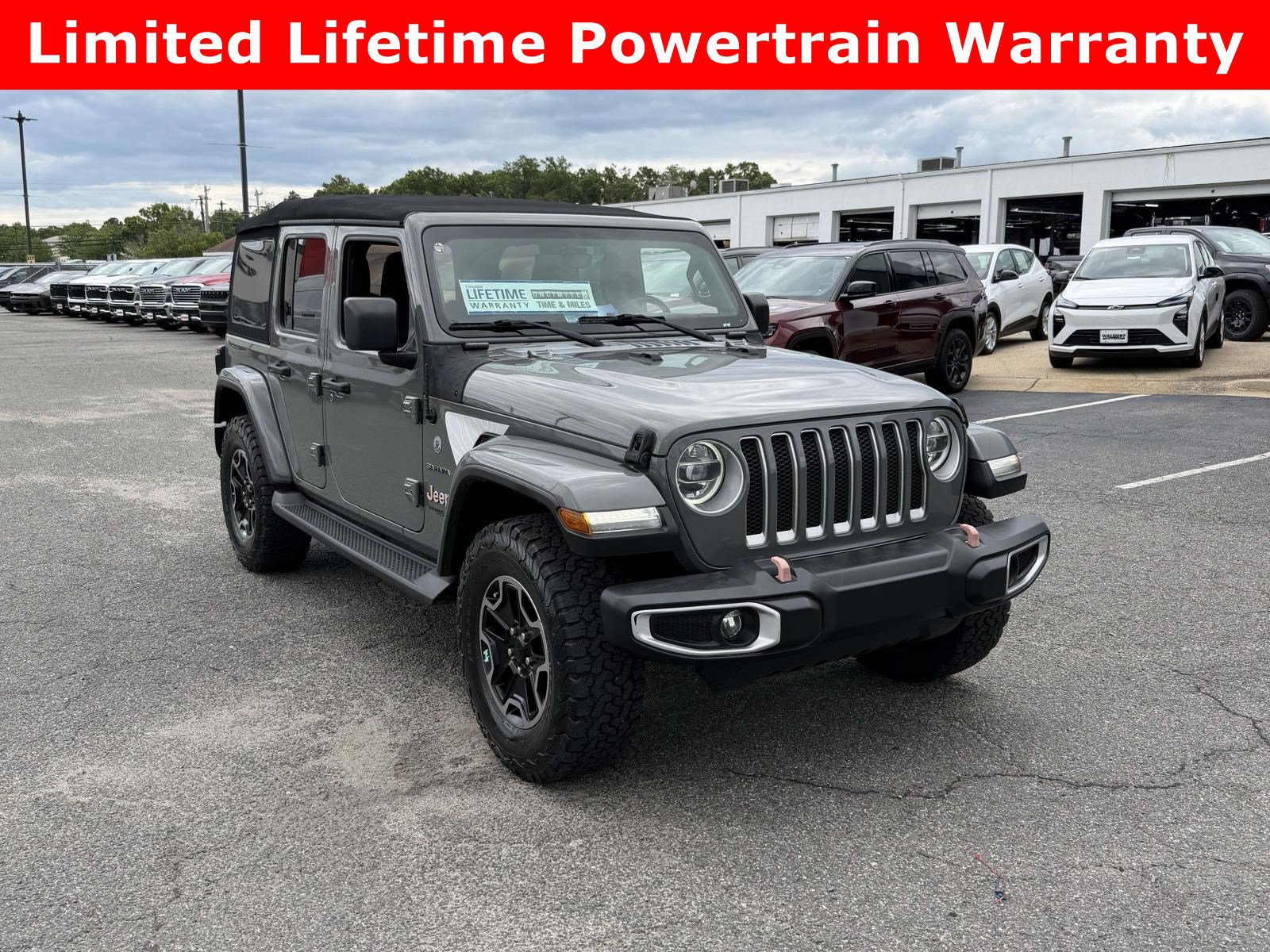 Used 2021 Jeep Wrangler Unlimited Sahara AWD/4WD image 1