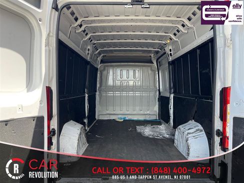Used 2023 RAM ProMaster 2500 FWD image 11