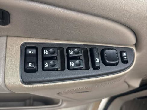 Used 2006 Chevrolet Silverado 1500 LT w/ Onstar Plus Package image 12