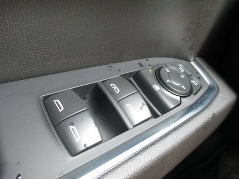 Used 2022 GMC Sierra 1500 Elevation image 26