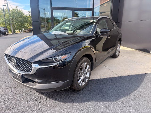 Used 2022 MAZDA CX-30 AWD 2.5 S w/ Premium Package image 3
