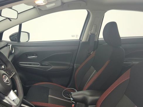 Used 2025 Nissan Versa SR w/ Trunk Package FWD image 15