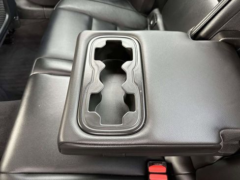 Used 2022 Volvo S60 B5 Inscription image 13