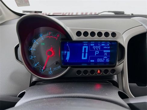 Used 2015 Chevrolet Sonic LT image 14