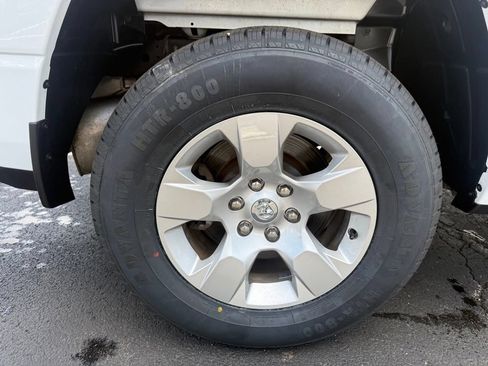Used 2022 RAM 1500 Big Horn AWD/4WD image 48