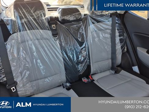 New 2026 Hyundai Venue SEL FWD image 21