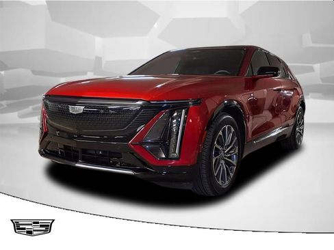 Certified 2025 Cadillac Lyriq Sport RWD image 1