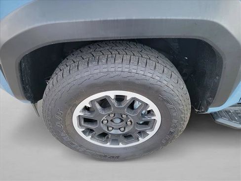 Used 2025 Toyota 4Runner TRD Off-Road image 9