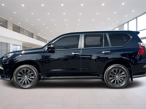 Used 2021 Lexus GX 460 Premium w/ Accessory Package AWD/4WD image 7