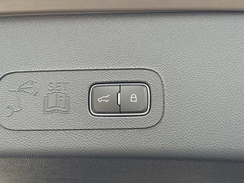 New 2026 Lincoln Aviator Reserve AWD/4WD image 13
