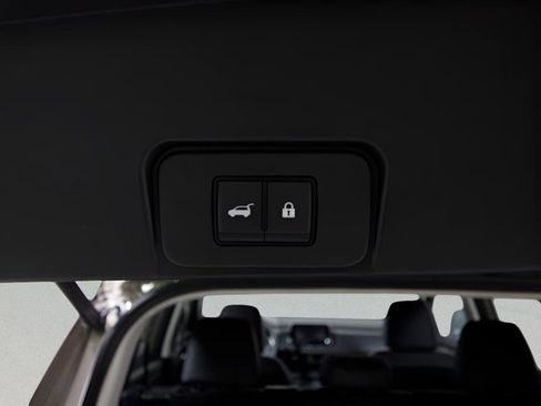 Used 2025 Nissan Rogue SV w/ Rock Creek Premium Package image 10