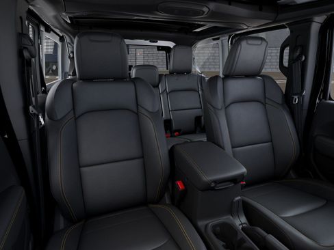 New 2026 Jeep Wrangler Unlimited Sahara AWD/4WD image 24