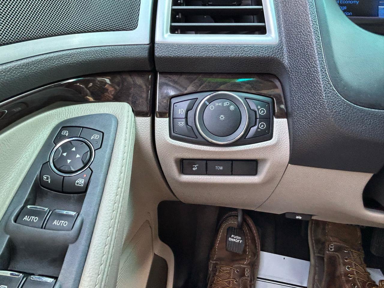 Used 2013 Ford Explorer Limited AWD/4WD image 28