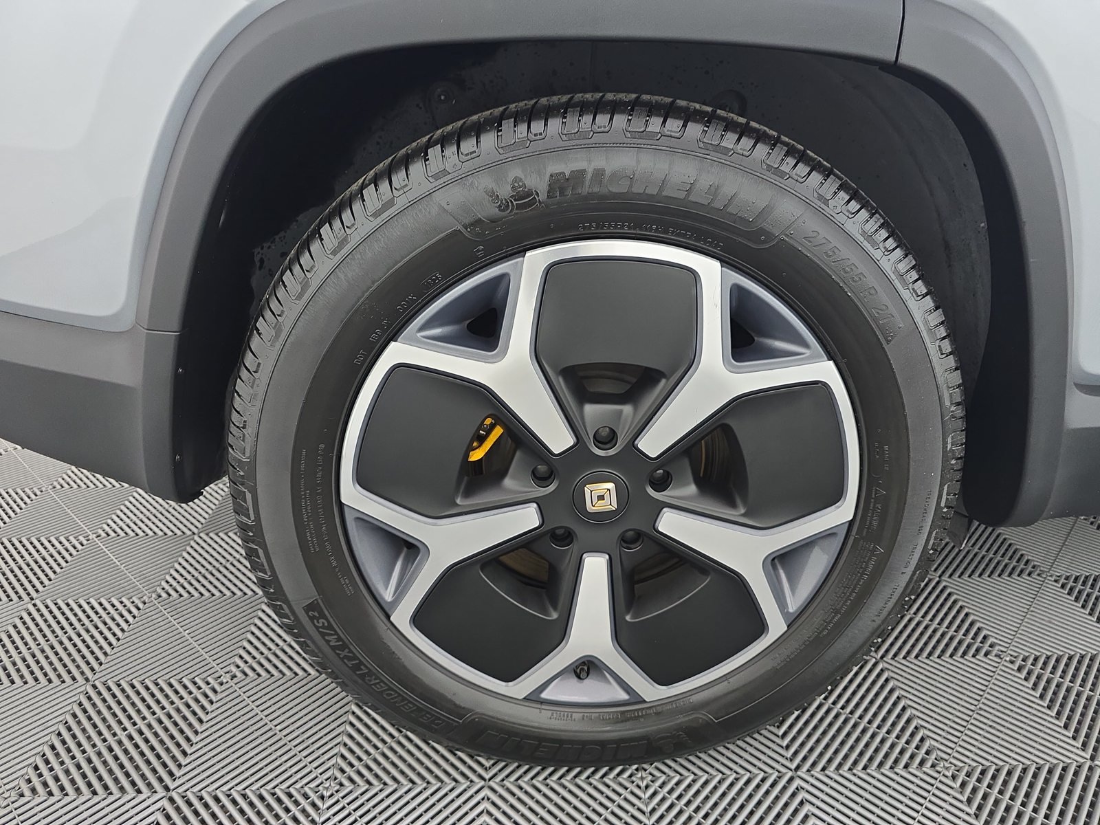 Used 2024 Rivian R1S Adventure Quad AWD/4WD image 12
