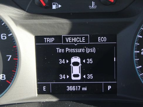 Used 2023 Chevrolet Malibu LS image 16