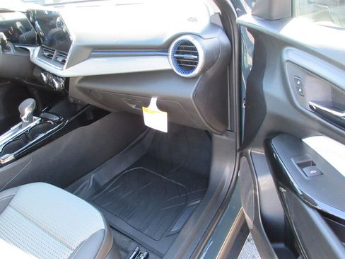 New 2026 Chevrolet Trax LT image 19