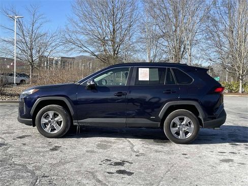 Used 2024 Toyota RAV4 XLE image 2