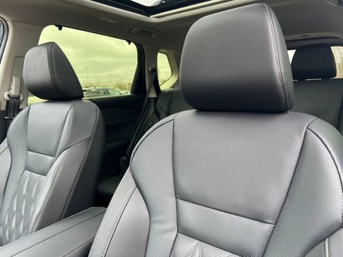 New 2026 Nissan Rogue Platinum AWD/4WD image 10