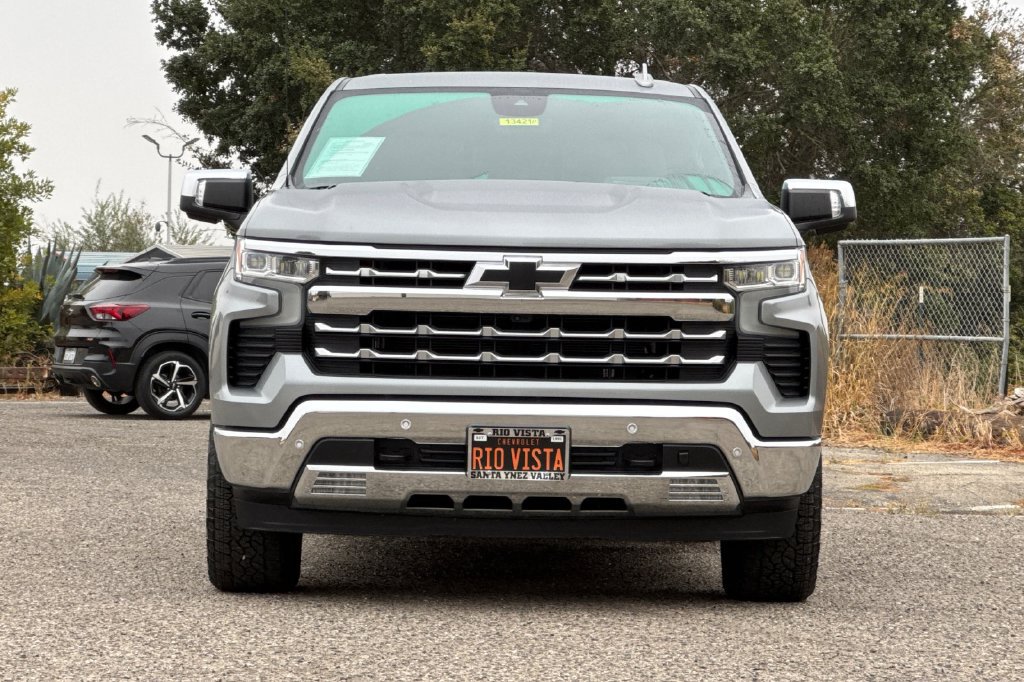 Used 2024 Chevrolet Silverado 1500 LTZ AWD/4WD image 9