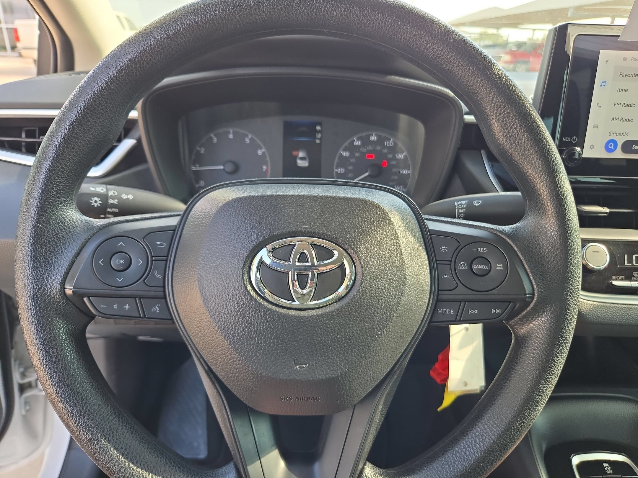 Used 2025 Toyota Corolla LE FWD image 19