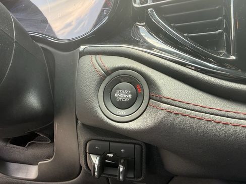 Used 2023 Dodge Durango R/T RWD image 18
