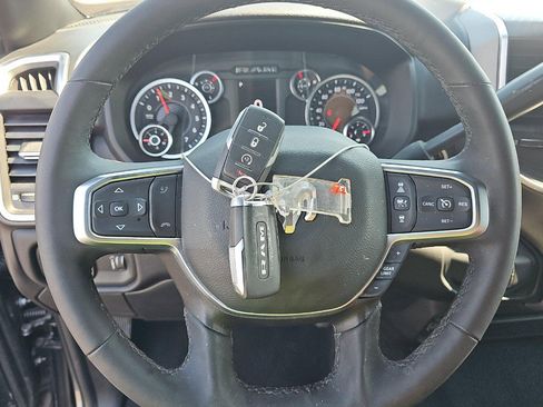 Used 2025 RAM 2500 Big Horn AWD/4WD image 8
