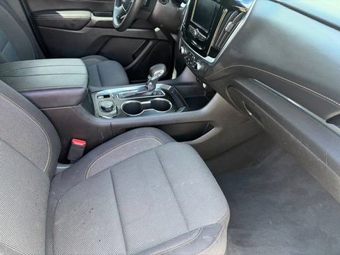 Used 2021 Chevrolet Traverse LS AWD/4WD image 38