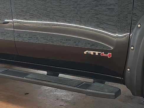 Used 2020 GMC Sierra 1500 AT4 w/ AT4 Premium Package image 9