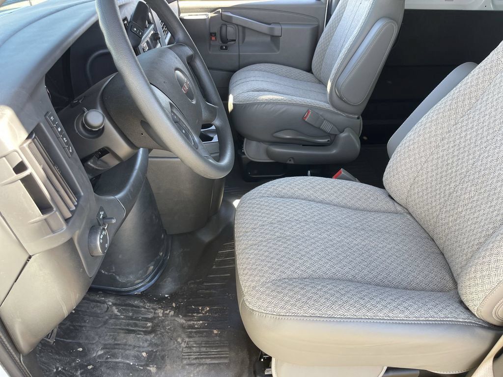 New 2025 GMC Savana 2500 Extended w/ Driver Convenience Package RWD image 19