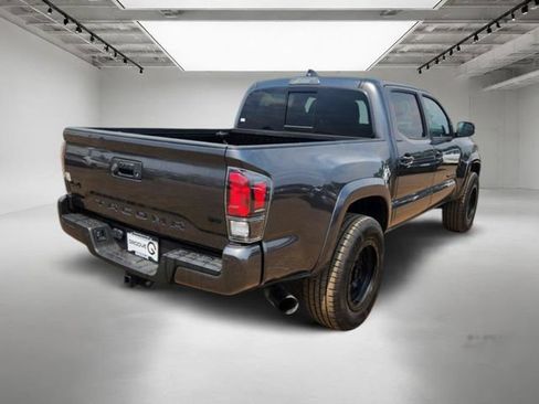 Used 2021 Toyota Tacoma Limited w/ Nightshade Package AWD/4WD image 6
