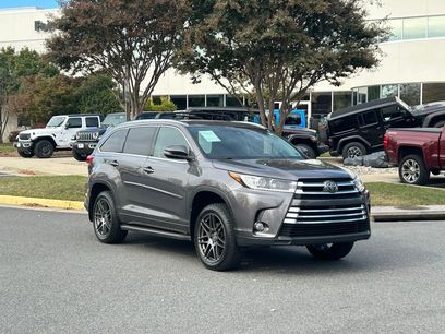 Used 2017 Toyota Highlander Limited Platinum