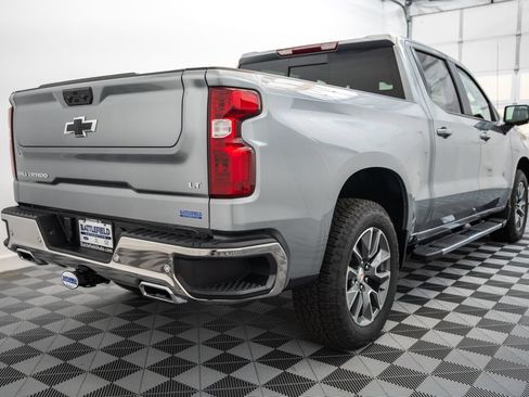 New 2026 Chevrolet Silverado 1500 LT w/ Z71 Off-Road Package AWD/4WD image 7