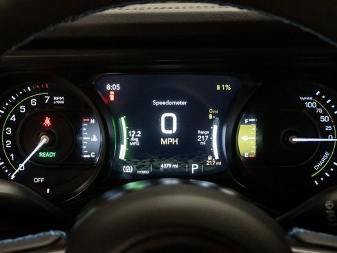 Used 2025 Jeep Wrangler Unlimited Rubicon 4xe w/ Convenience Group image 15