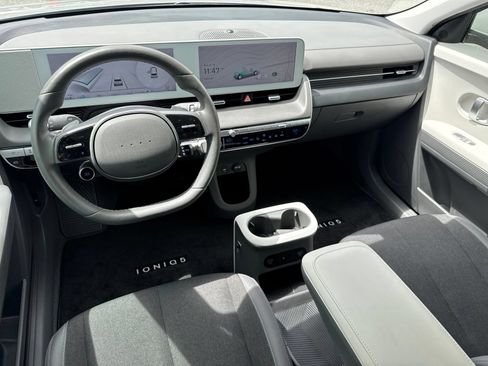 Certified 2024 Hyundai Ioniq 5 SEL AWD/4WD image 16